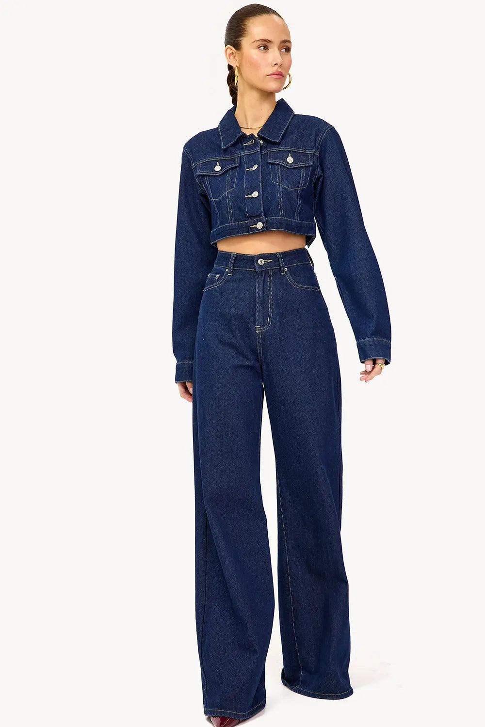 Tamsiai mėlyni platėjantys džinsai moterims - dark blue denim jeans for women