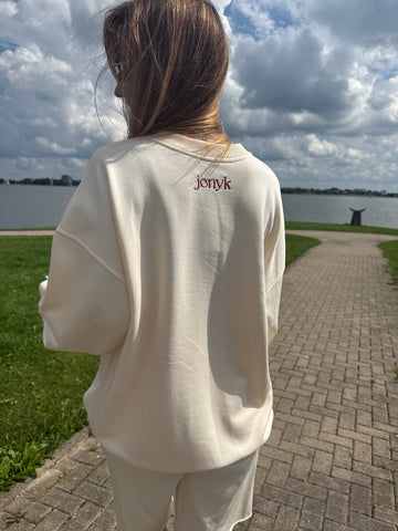 Be Unique by jonyk kolekcija. Laisvalaikio kostiumėlis su šortais