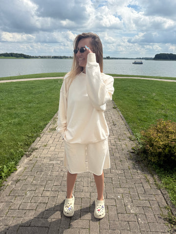 Be Unique by jonyk kolekcija. Laisvalaikio kostiumėlis su šortais