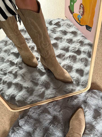 NAUJIENA! Kreminiai Kaubojiški batai moterims - Sand Cowboy boots