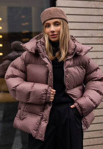 Šokoladinė ruda šilta žieminė striukė su eko pūku - chocolate brown puffer jacket in eco down