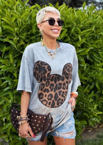 Oversized marškinėliai su leopardo aplikacija - Oversized Tshirt with leopard application