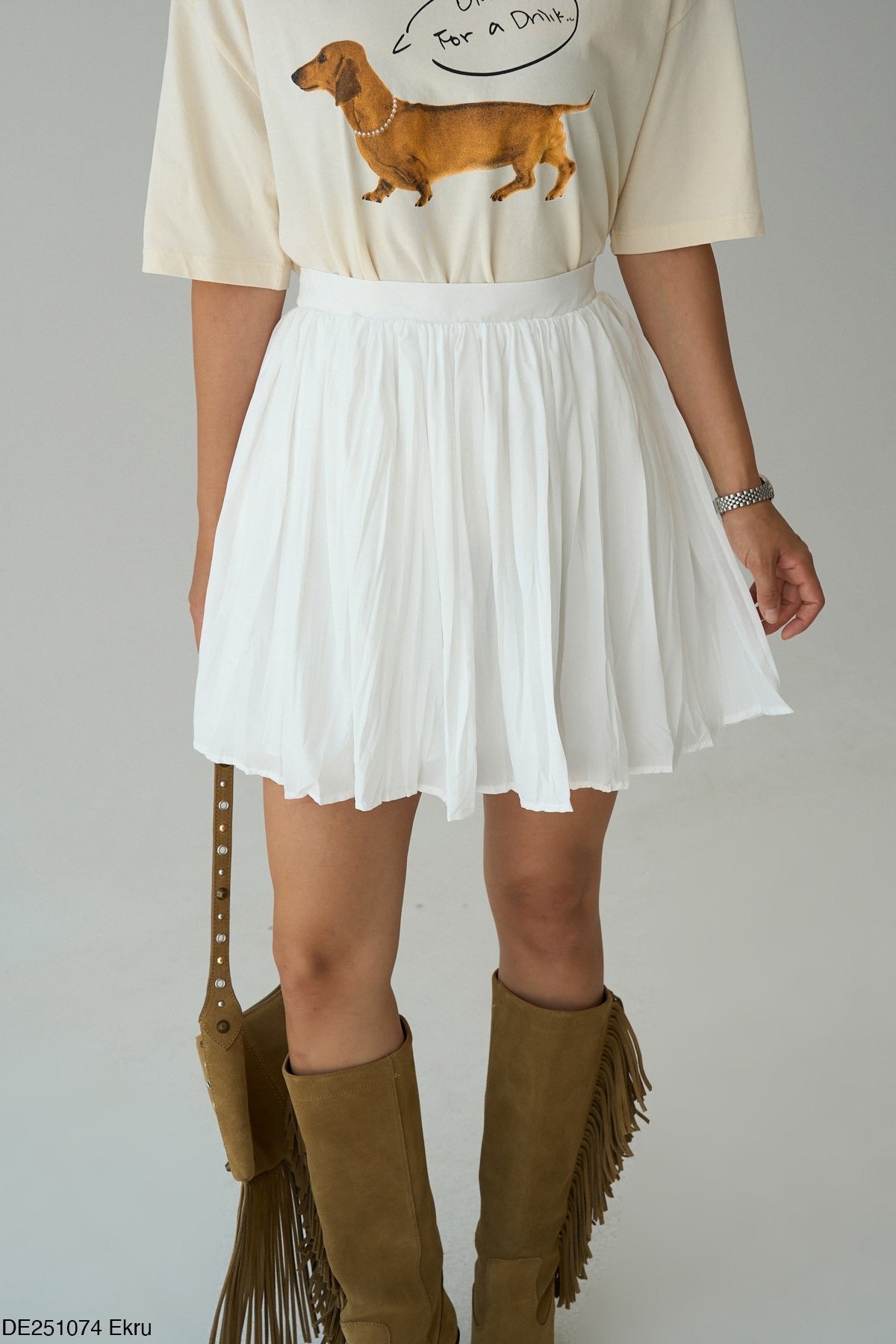 Klostuotas milky sijonas - milky skirt