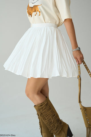 Klostuotas milky sijonas - milky skirt