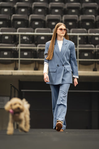 Premium kokybės mėlynas viskozės kostiumėlis moterims - premium quality blue suit for women