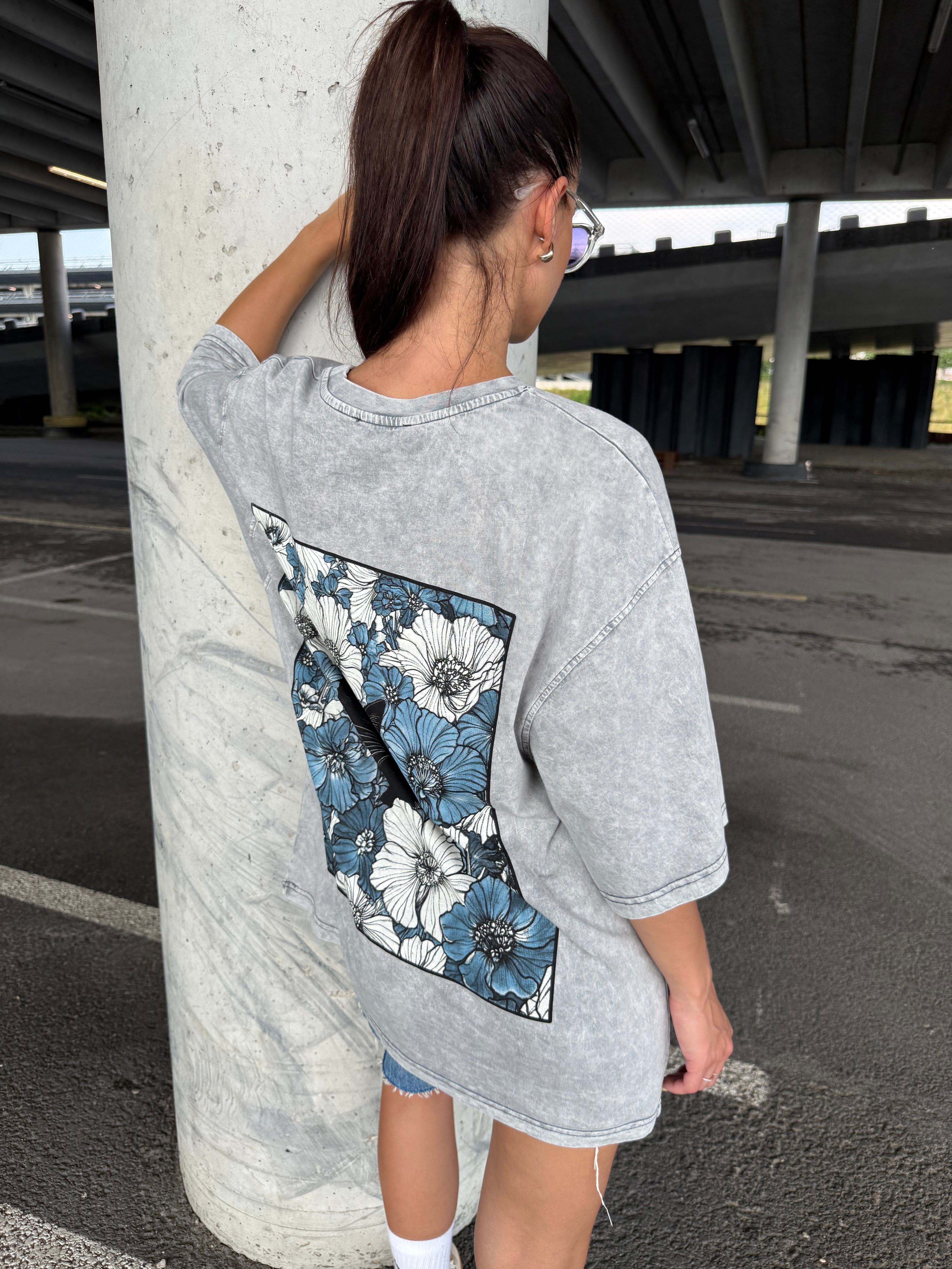 Oversized „HIDDEN CAT" marškinėliai - Jonyk