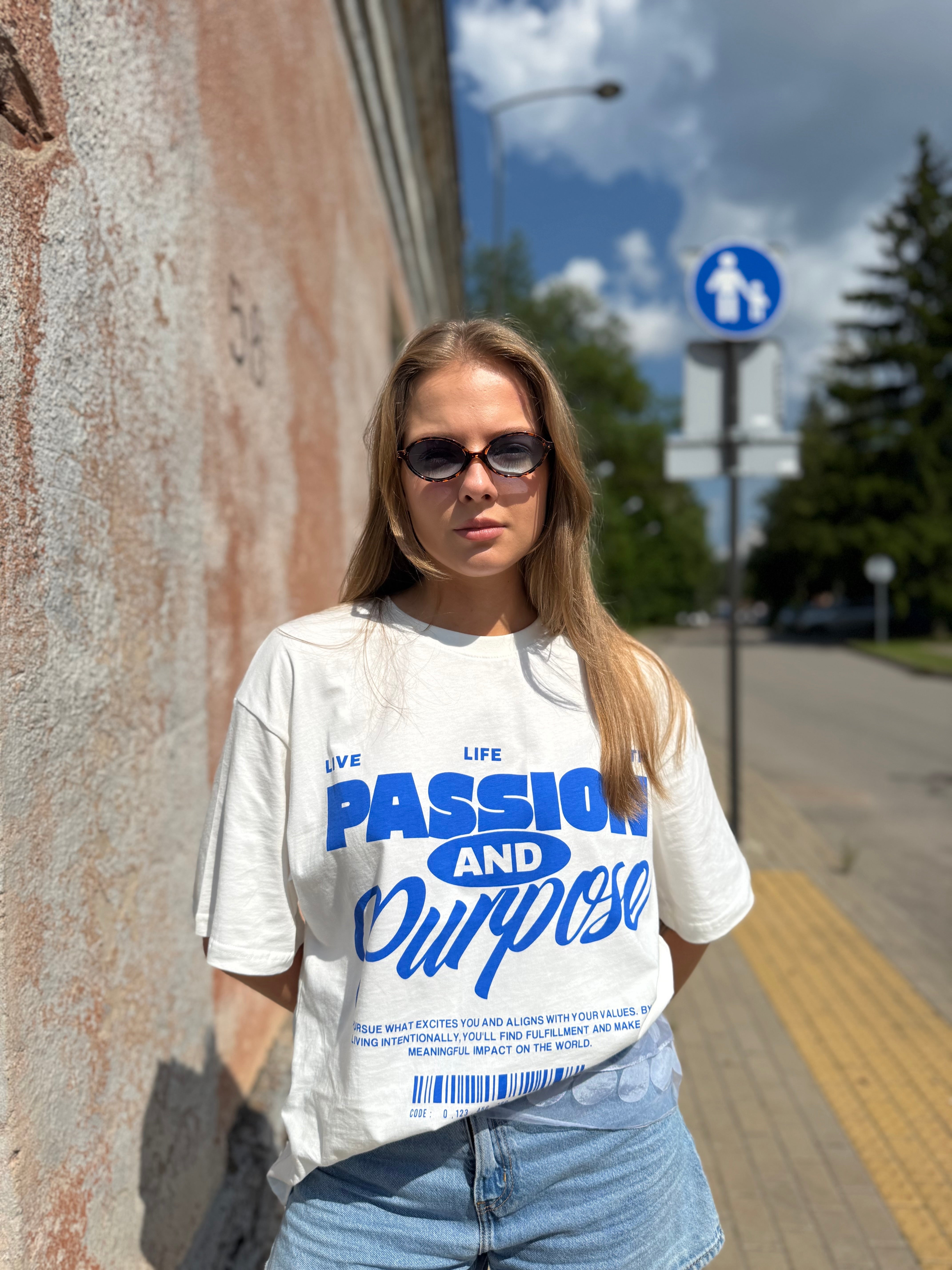 Oversized „PASSION“ marškinėliai - Jonyk