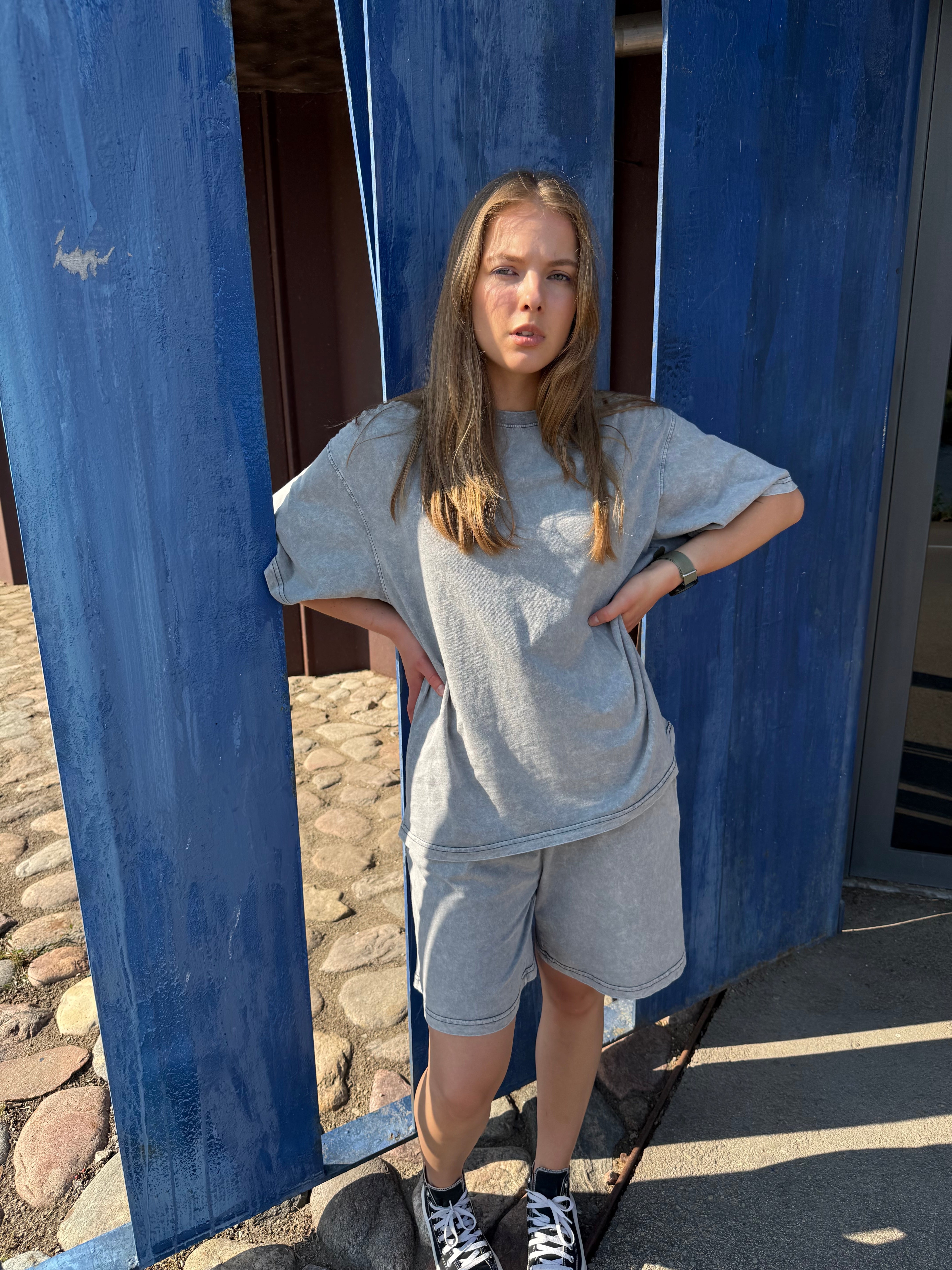 Pilkas laisvalaikio šortų kostiumėlis – 100% medvilnė - Jonyk