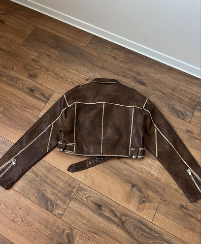 Sendinta Ruda ir juoda trumpa Eko odos striukė moterims - brown and black eco leather jacket - Jonyk